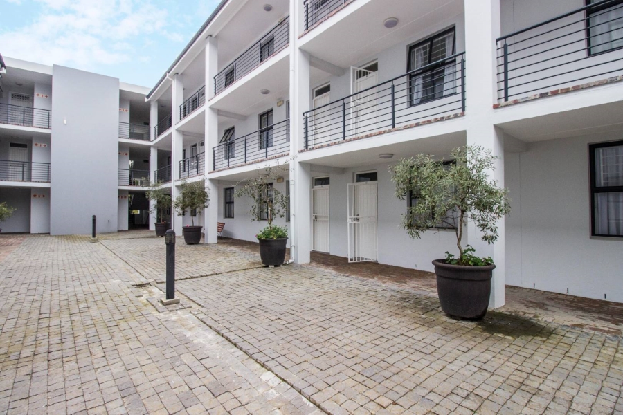 To Let 2 Bedroom Property for Rent in Dennesig Western Cape